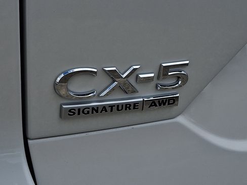 Used 2024 MAZDA CX-5 Signature AWD/4WD image 30