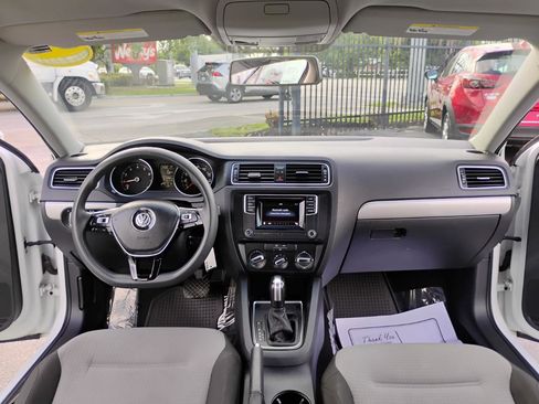 Used 2017 Volkswagen Jetta S FWD image 47