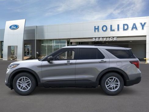 New 2026 Ford Explorer Active RWD image 3