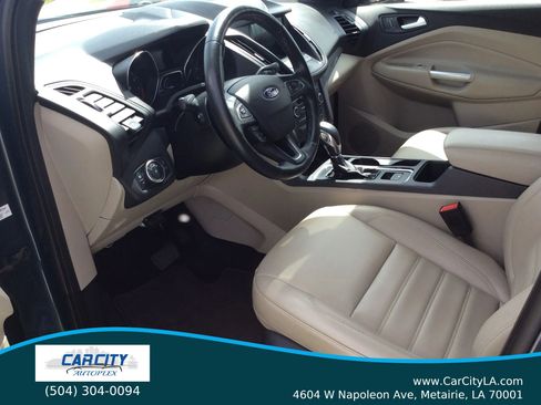 Used 2019 Ford Escape SEL image 6