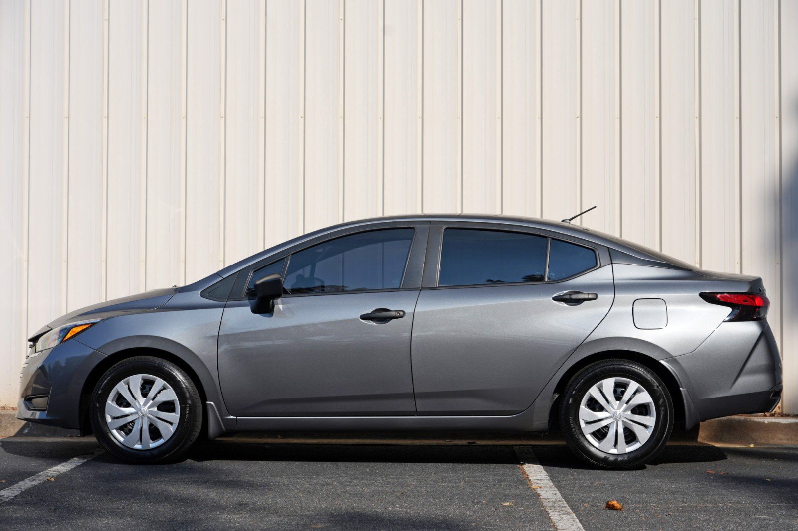 Used 2025 Nissan Versa S w/ Trunk Package FWD image 8