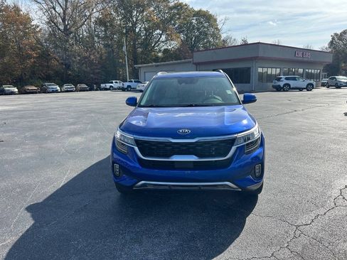Used 2021 Kia Seltos SX w/ SX Sunroof Package AWD/4WD image 3