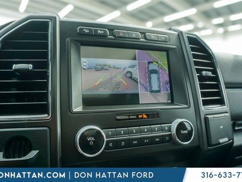 Used 2021 Ford Expedition Limited image 8