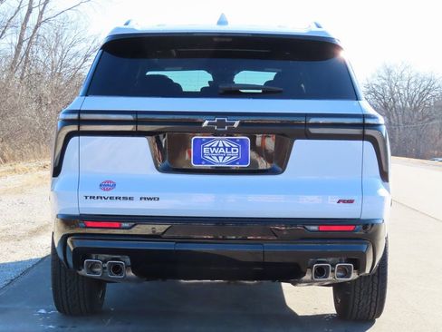 New 2026 Chevrolet Traverse RS w/ LPO, Floor Liner Package image 19