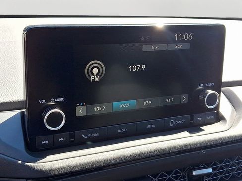 Used 2023 Honda Accord EX image 17