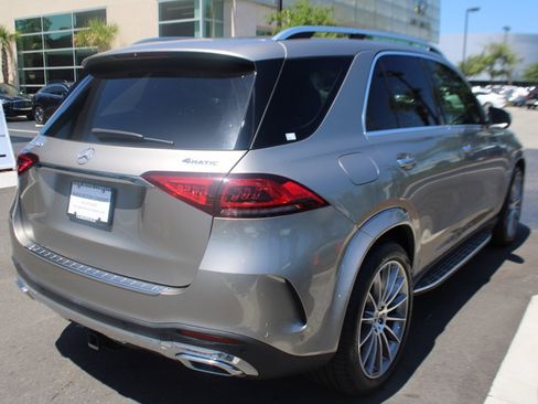 Certified 2022 Mercedes-Benz GLE 350 4MATIC w/ AMG Line Exterior image 6