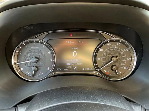 Used 2024 INFINITI QX80 Luxe image 20