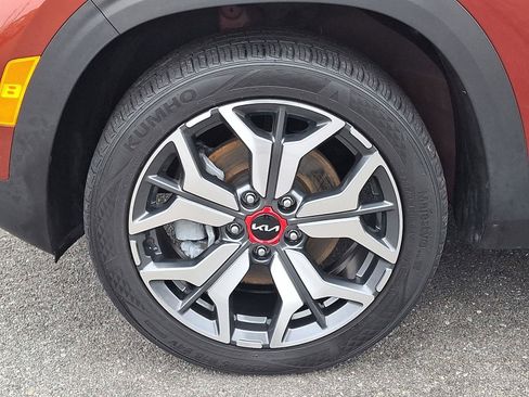 Used 2023 Kia Seltos SX image 18