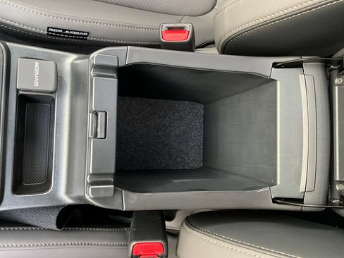 New 2026 Subaru Outback Limited AWD/4WD image 31