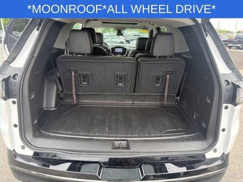 Used 2018 Chevrolet Traverse Premier w/ Redline Edition AWD/4WD image 27