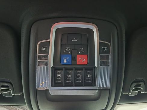 Used 2021 RAM 1500 Limited AWD/4WD image 28