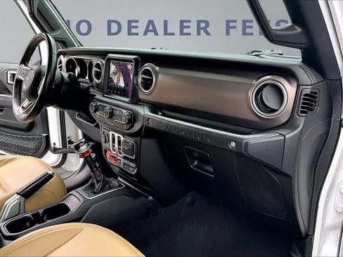 Used 2019 Jeep Wrangler Rubicon AWD/4WD image 23