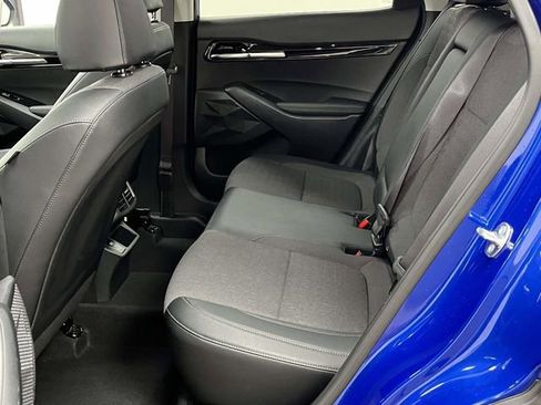 Used 2025 Kia Seltos S FWD image 18