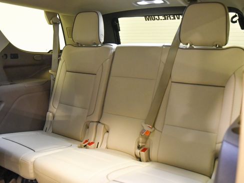 Used 2021 GMC Yukon Denali w/ Denali Ultimate Package image 7