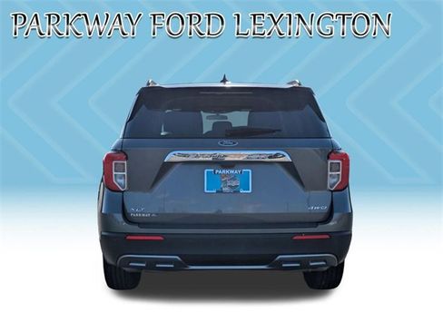 Used 2023 Ford Explorer XLT w/ Equipment Group 202A image 6