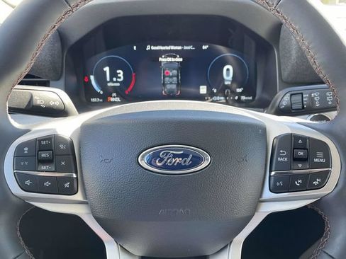 New 2026 Ford Explorer Active w/ Active Comfort Package RWD image 13