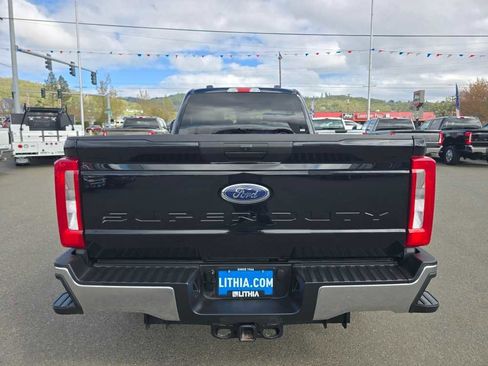 Certified 2025 Ford F350 XLT image 4