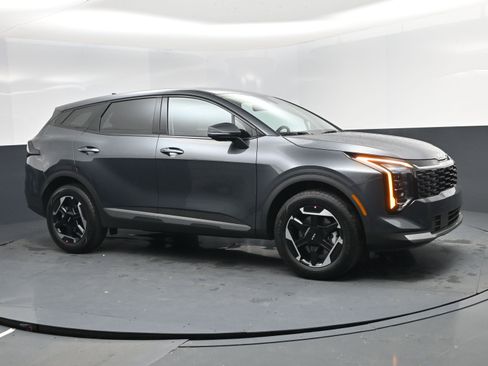 New 2026 Kia Sportage S AWD/4WD image 2