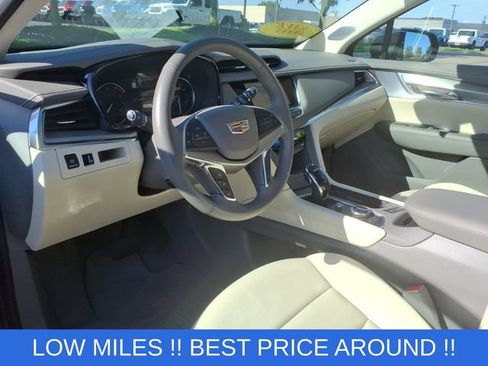 Used 2024 Cadillac XT5 Premium Luxury AWD/4WD image 7