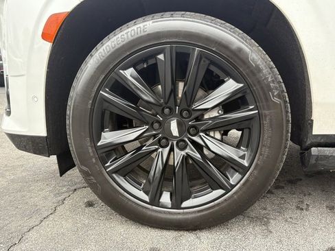 Certified 2022 Cadillac Escalade Sport w/ Touring Package image 14