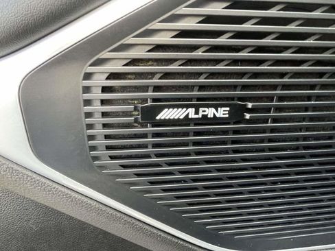 Used 2024 Jeep Wagoneer Series II image 19