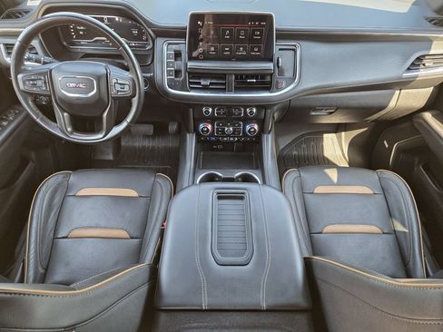 Used 2023 GMC Yukon XL AT4 w/ AT4 Premium Package AWD/4WD image 5