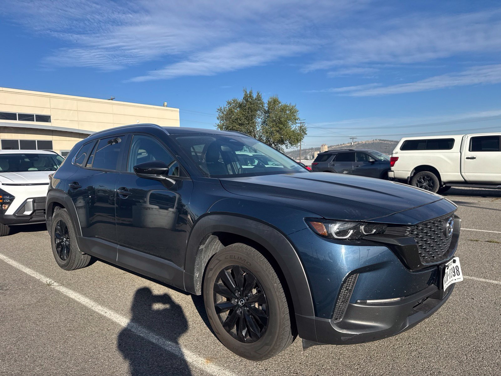 Used 2025 MAZDA CX-50 AWD 2.5 S w/ Preferred Package image 3