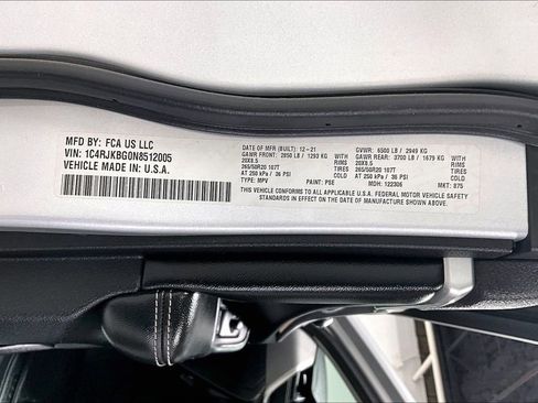 Used 2022 Jeep Grand Cherokee L Limited image 40