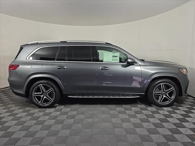 Used 2026 Mercedes-Benz GLS 450 4MATIC image 8