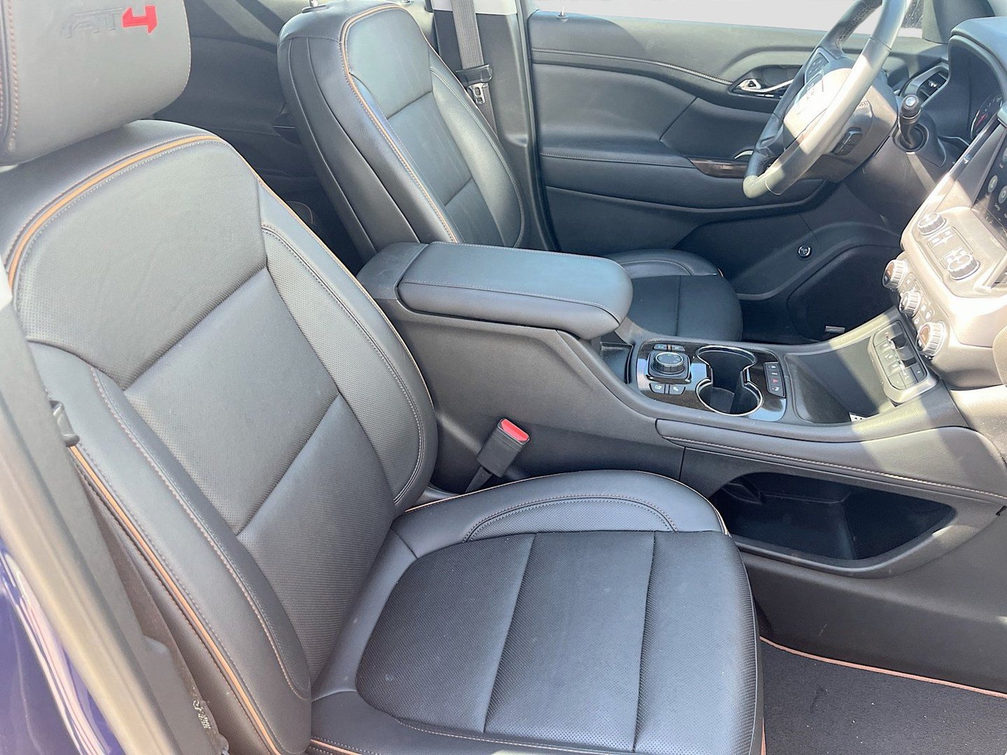 Used 2023 GMC Acadia AT4 w/ Technology Package AWD/4WD image 30