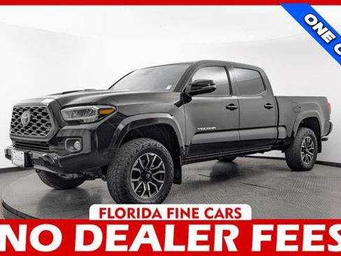 Used 2022 Toyota Tacoma TRD Sport w/ TRD Premium Sport Package AWD/4WD image 1