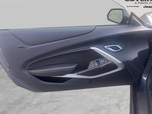 Used 2022 Chevrolet Camaro LT w/ RS Package image 17