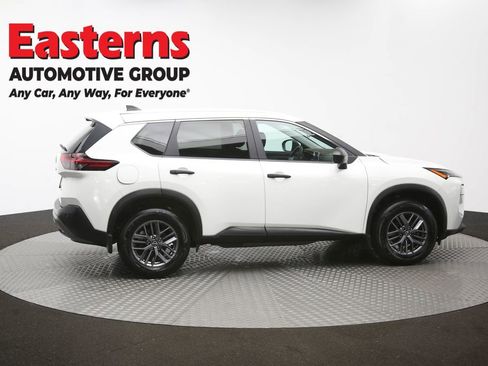 Used 2023 Nissan Rogue S AWD/4WD image 44