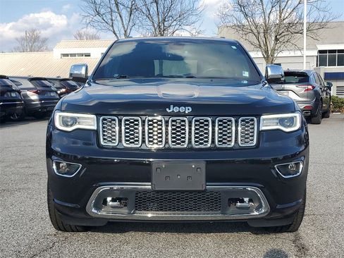 Used 2020 Jeep Grand Cherokee Overland image 2