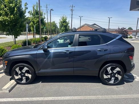 Used 2024 Hyundai Kona Limited AWD/4WD image 5