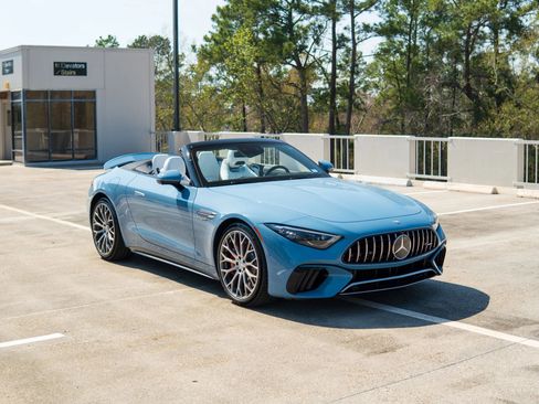 Used 2025 Mercedes-Benz SL 55 AMG 4MATIC image 29
