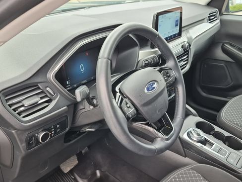 Used 2023 Ford Escape Active AWD/4WD image 10
