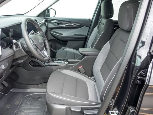 Used 2026 Chevrolet TrailBlazer LT w/ Midnight Edition FWD image 13