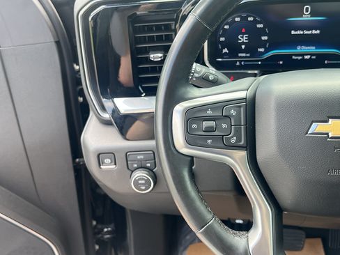 Used 2024 Chevrolet Silverado 1500 LT AWD/4WD image 29