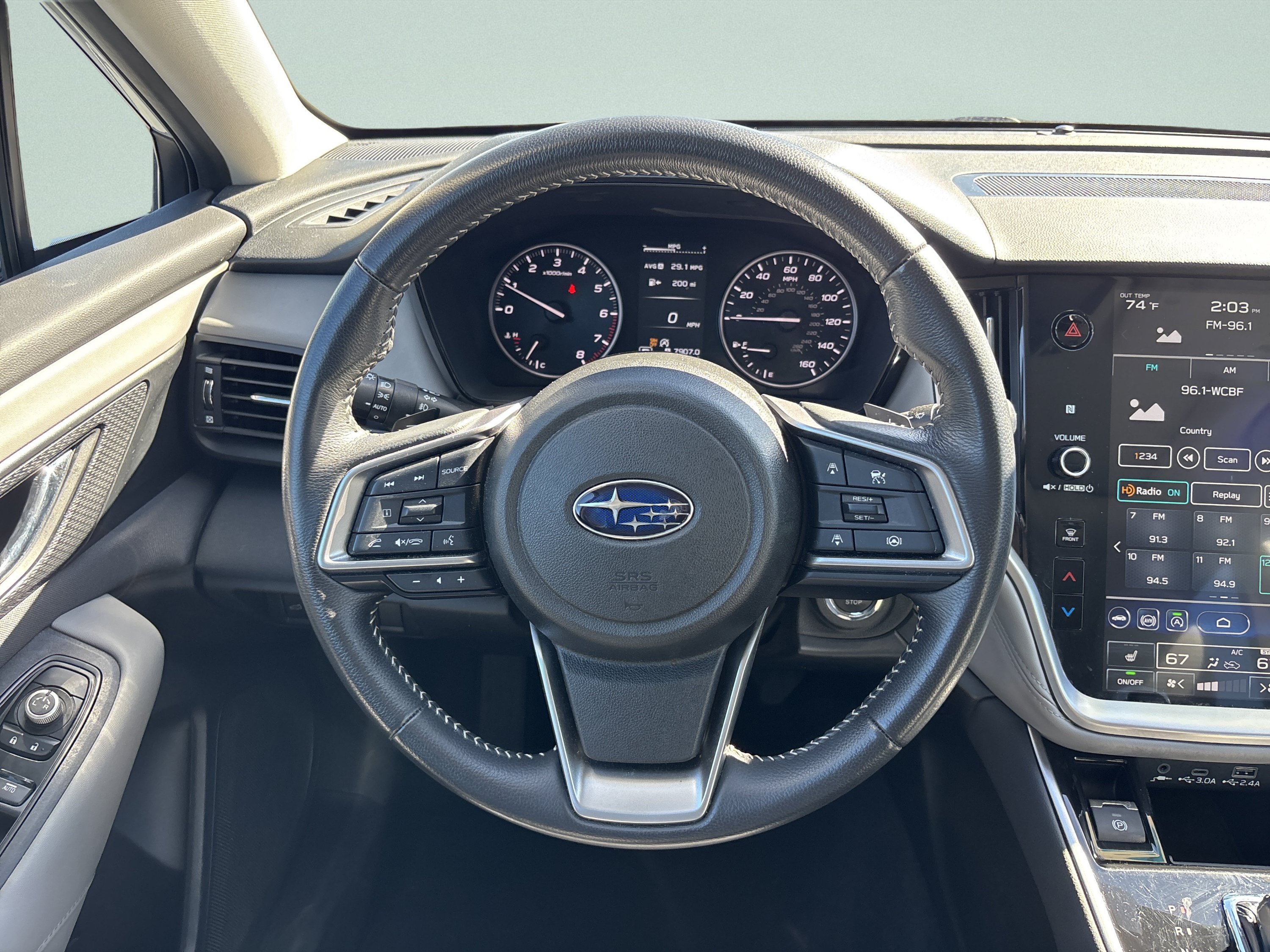 Used 2025 Subaru Outback Premium AWD/4WD image 25