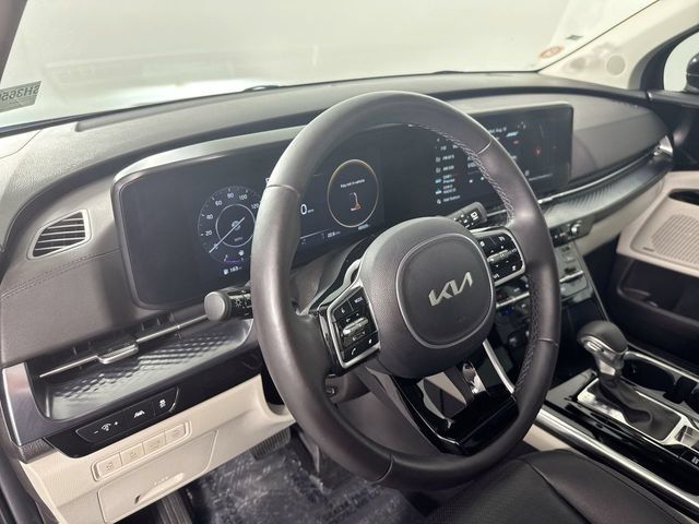 Used 2024 Kia Carnival SX Prestige FWD image 24