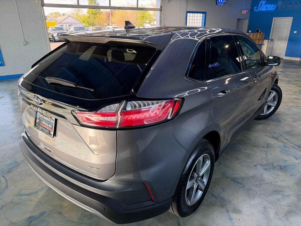 Used 2021 Ford Edge SEL w/ Convenience Package AWD/4WD image 5