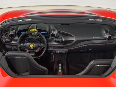 Used 2022 Ferrari F8 Tributo RWD image 28
