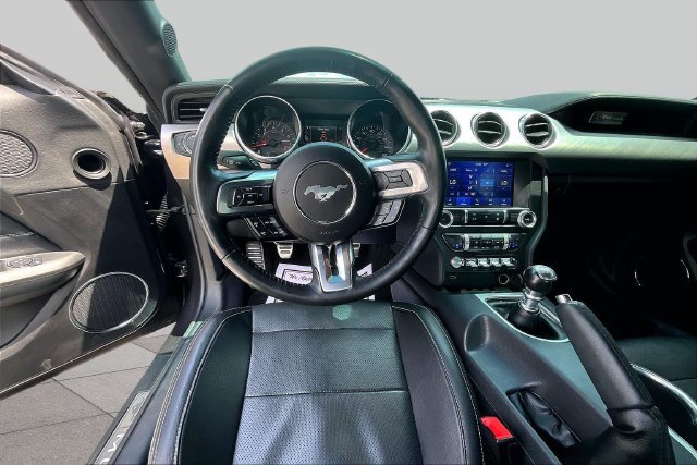 Used 2022 Ford Mustang GT Premium w/ Black Accent Package RWD image 6