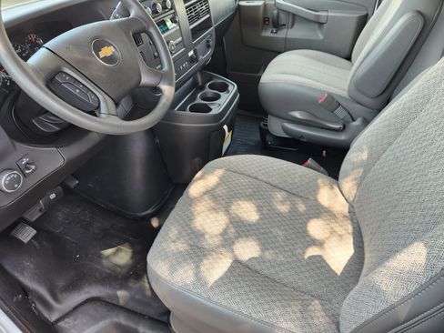 New 2025 Chevrolet Express 3500 w/ Power Convenience Package image 4