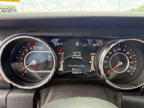 Used 2020 Jeep Wrangler Sport AWD/4WD image 13