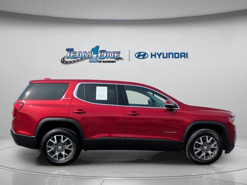 Used 2023 GMC Acadia SLE image 10