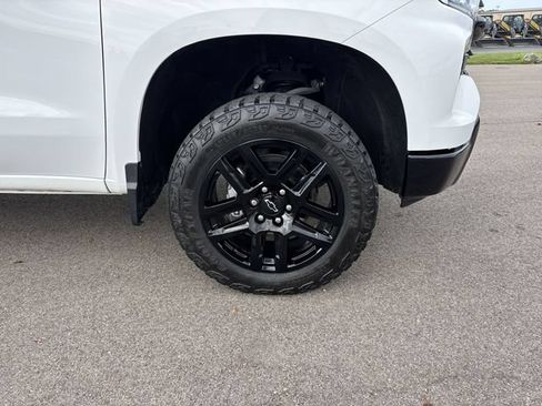 Certified 2023 Chevrolet Silverado 1500 LT Trail Boss w/ LPO, Dark Essentials Package AWD/4WD image 14