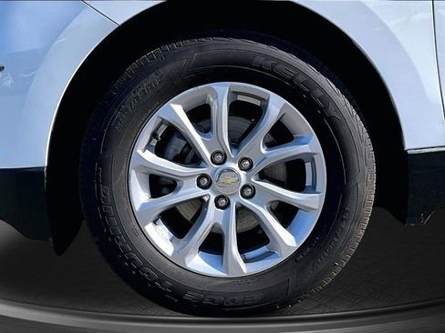 Used 2021 Chevrolet Equinox LS w/ LS Convenience Package FWD image 29