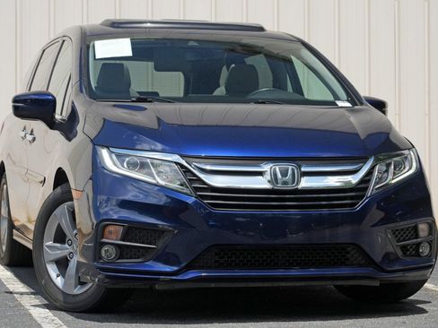 Used 2018 Honda Odyssey EX-L image 2